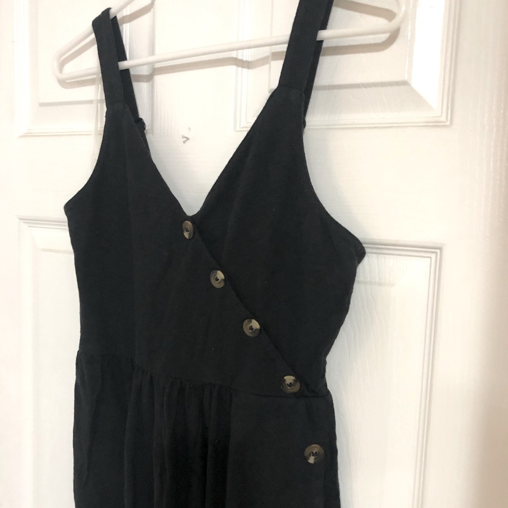 American Eagle AEO Jumpsuit w/pockets & cropped wide legs | size M